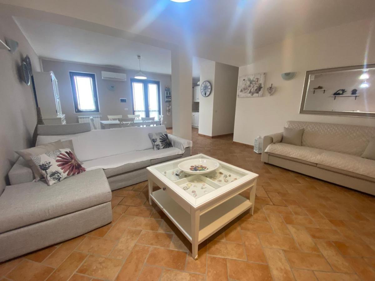 Agriturismo Colle D' Oro Pescia Romana Ngoại thất bức ảnh