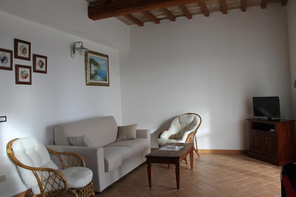 Agriturismo Colle D' Oro Pescia Romana Phòng bức ảnh