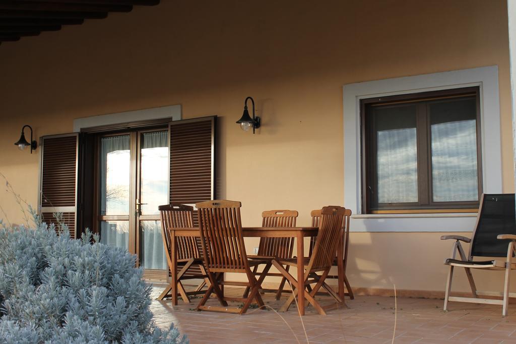 Agriturismo Colle D' Oro Pescia Romana Phòng bức ảnh