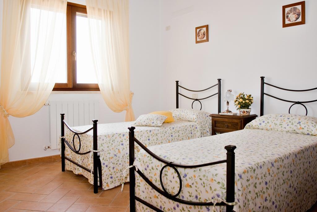 Agriturismo Colle D' Oro Pescia Romana Phòng bức ảnh