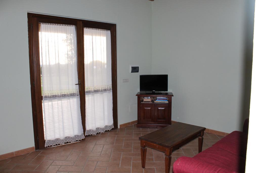 Agriturismo Colle D' Oro Pescia Romana Phòng bức ảnh