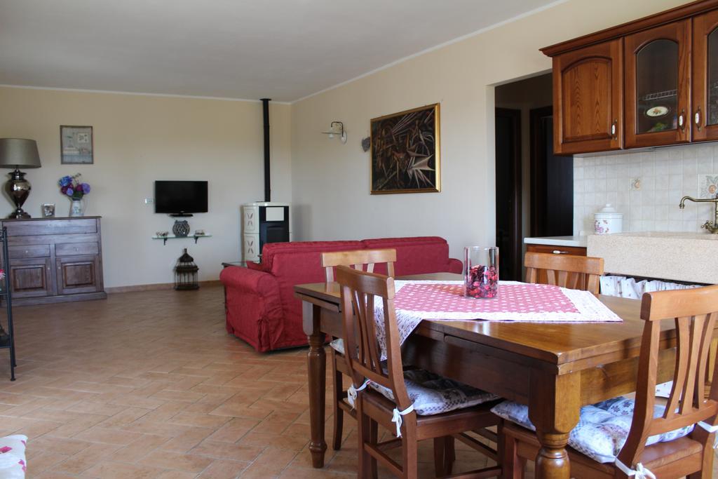 Agriturismo Colle D' Oro Pescia Romana Ngoại thất bức ảnh